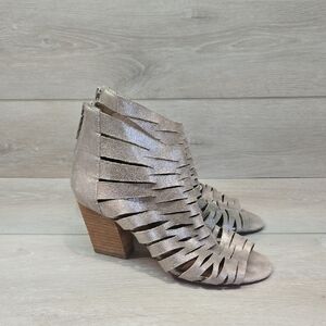 Donald J. Pliner Women Metallic Leather Zip Back Heeled Boots Shoes Sz 7.5M